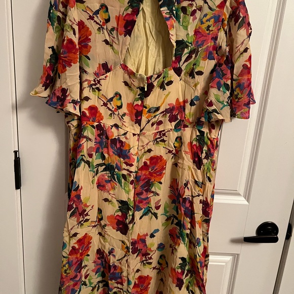 Pretty yellow floral dress by Monsoon - Picture 2 of 4
